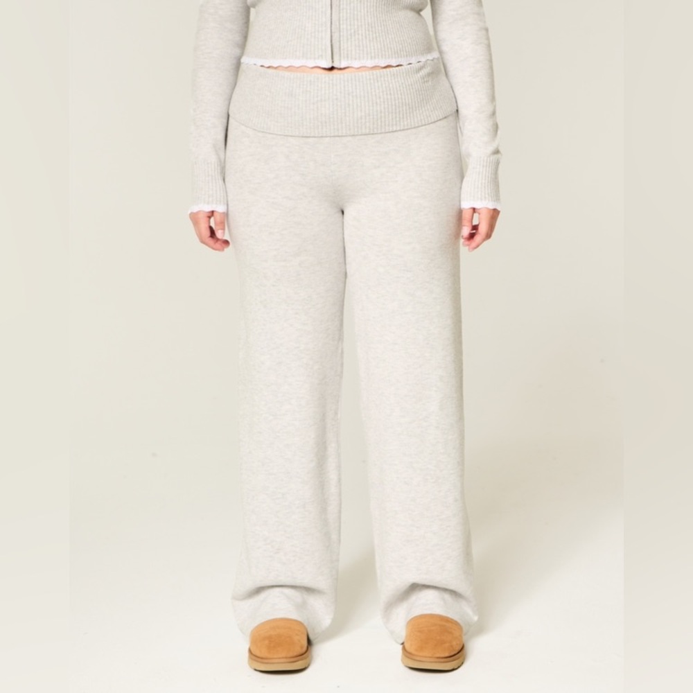 Gilly Hicks Light Gray Knit Hoodie and Wide-Leg Lounge Pants Set - Picture 2 of 16